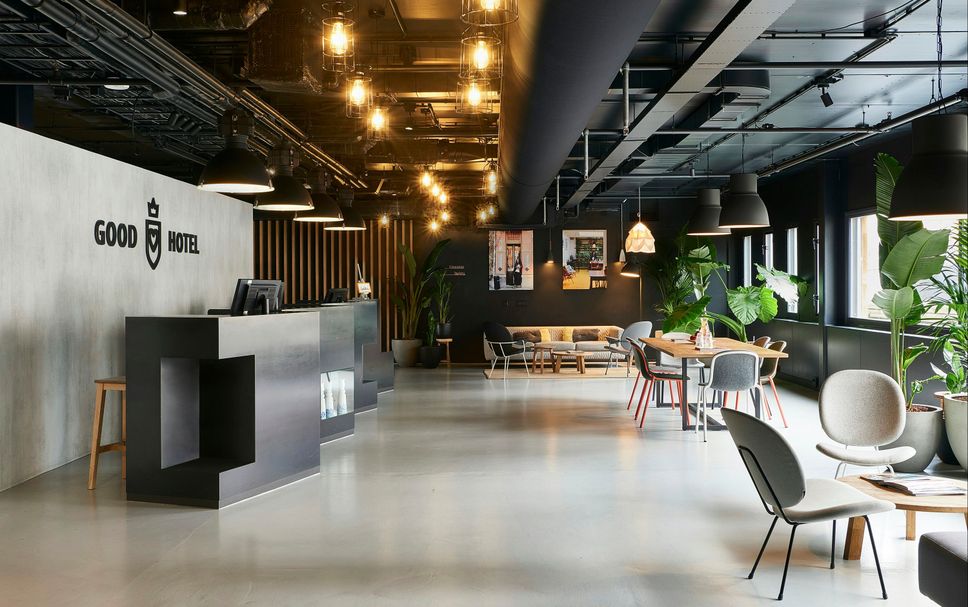 Meja Penyambut Tetamu Gambar