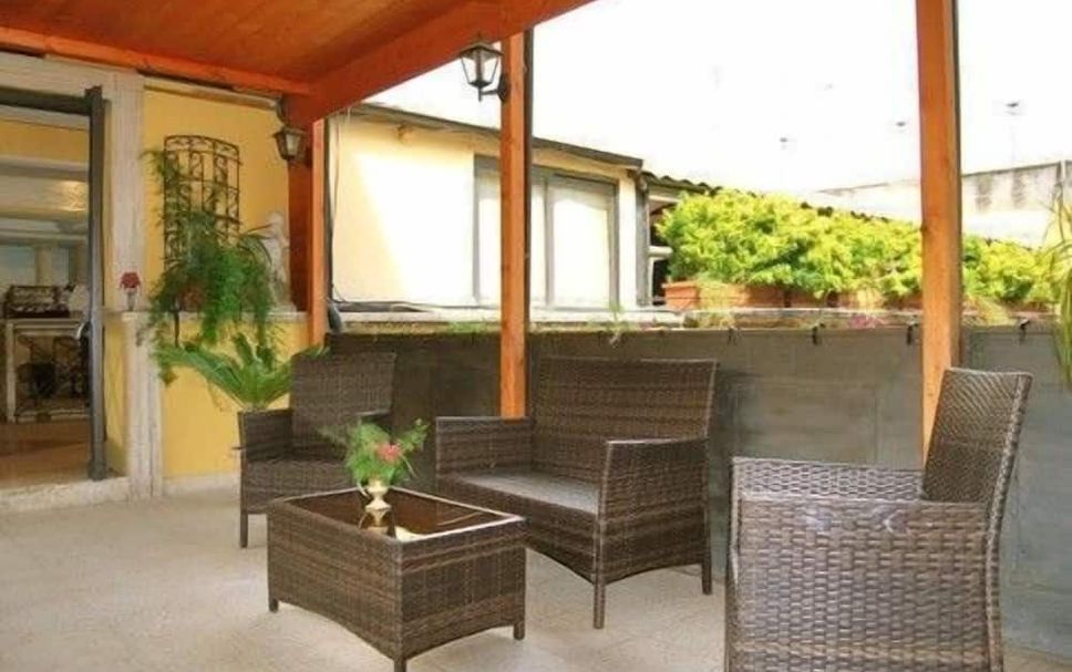 Patio Gambar