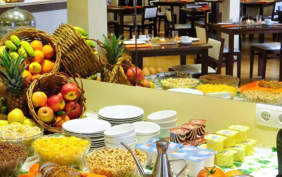 Buffet Gambar