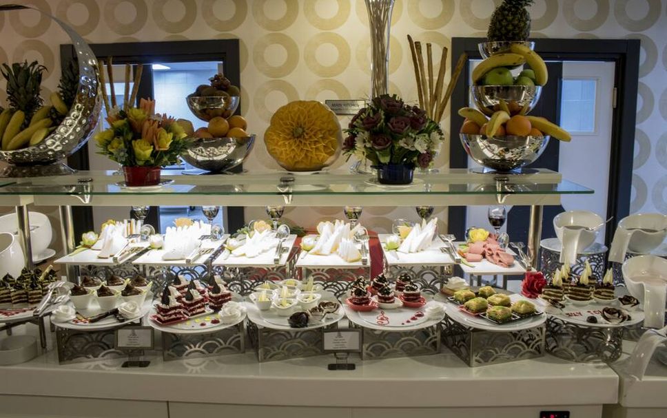 Buffet Gambar