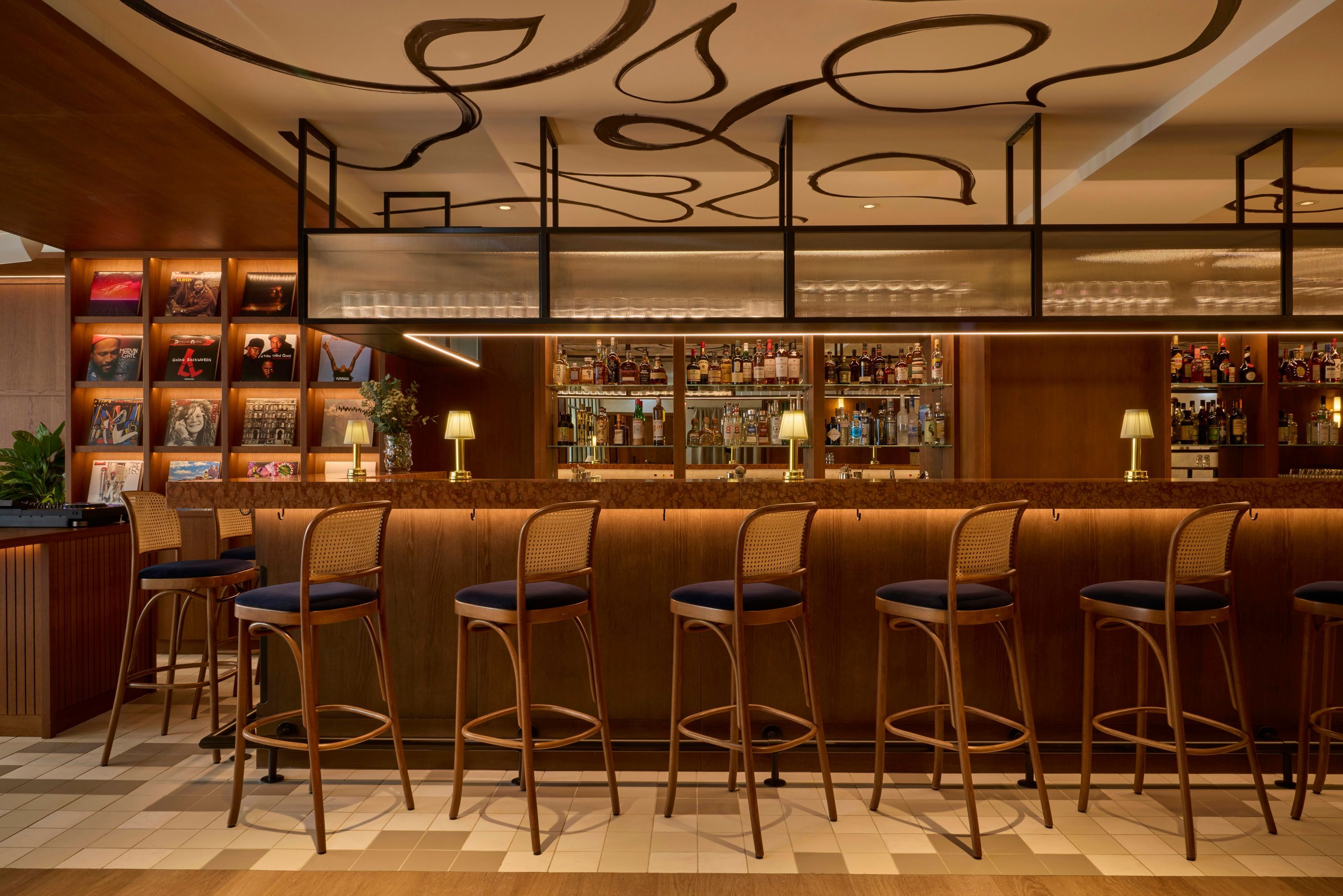 Bar