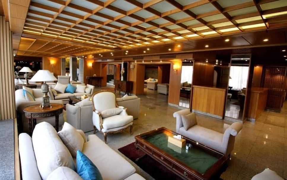 Balai Menunggu Gambar