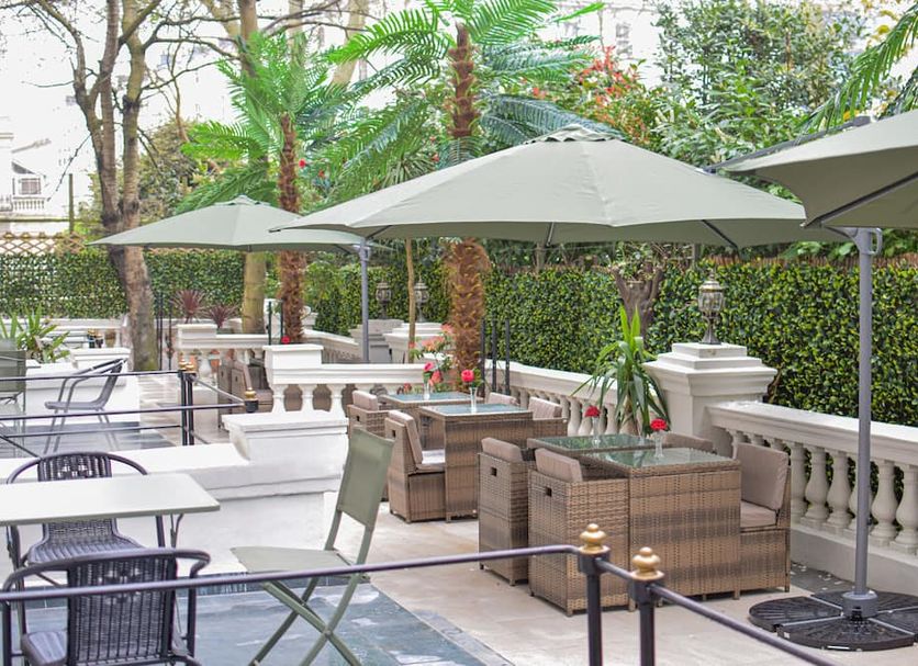 Patio Gambar