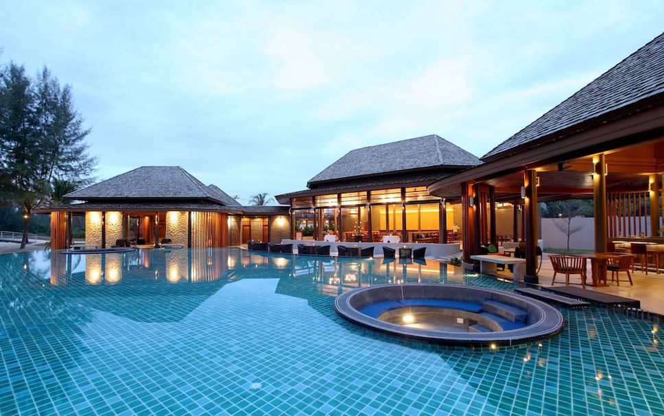 Kolam renang Gambar