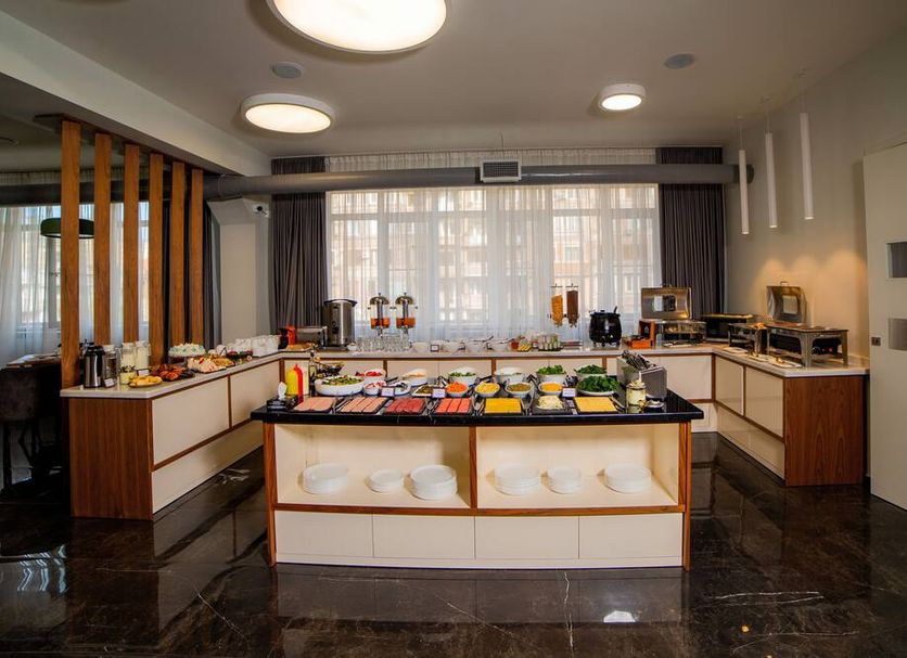 Buffet Gambar