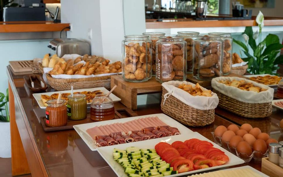 Buffet Gambar
