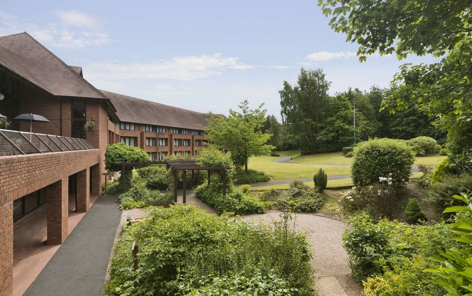 Hotel amenity Gambar