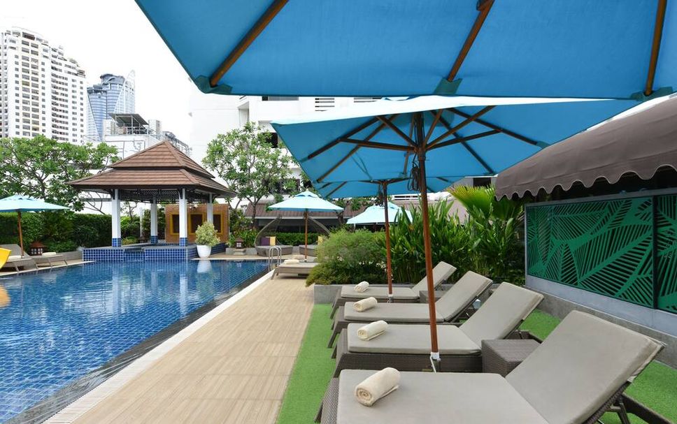 Kolam renang Gambar