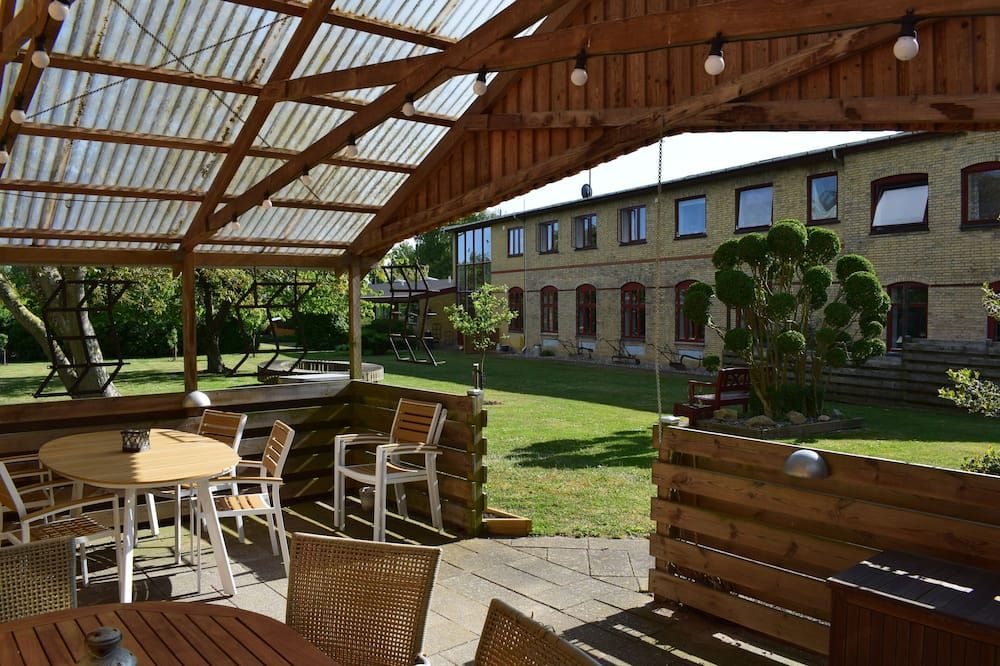 Patio Gambar