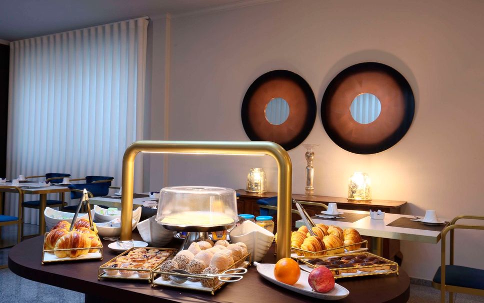 Buffet Gambar