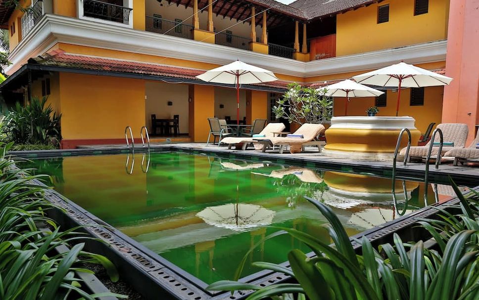 Kolam renang Gambar