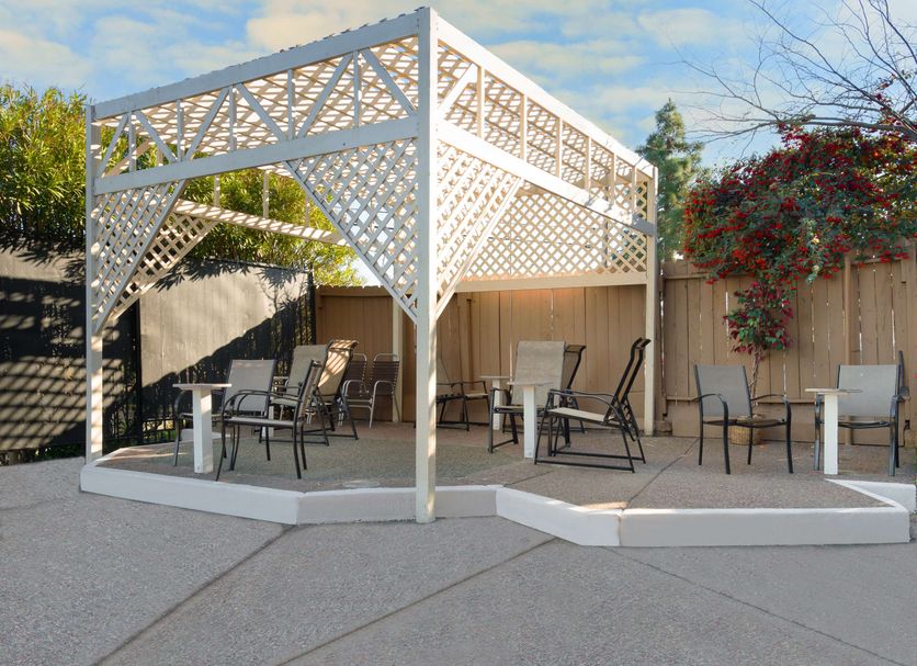 Patio Gambar
