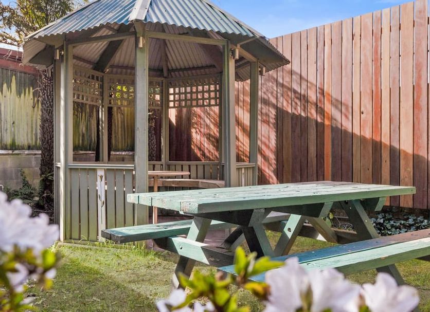 Patio Gambar