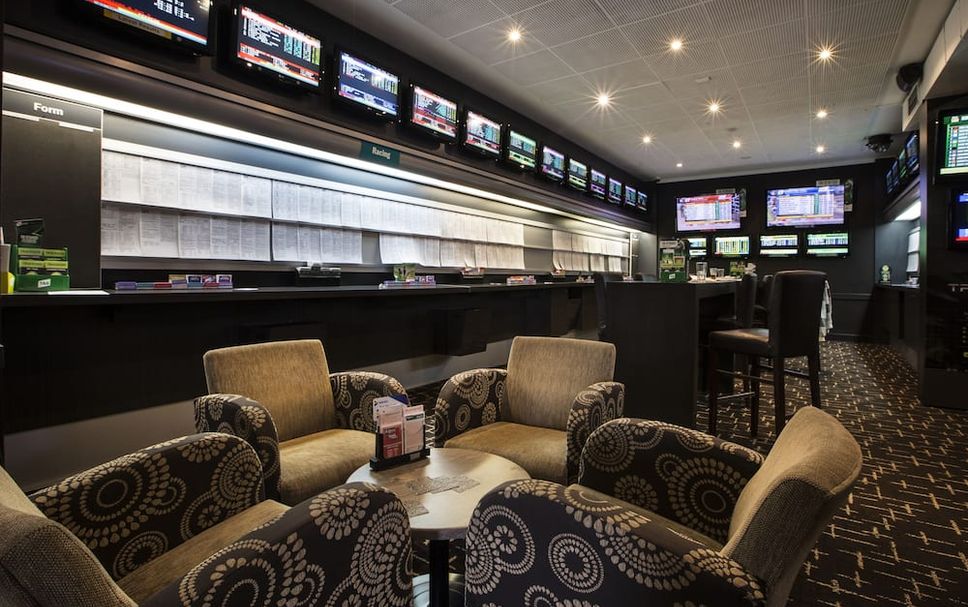 Balai Menunggu Gambar