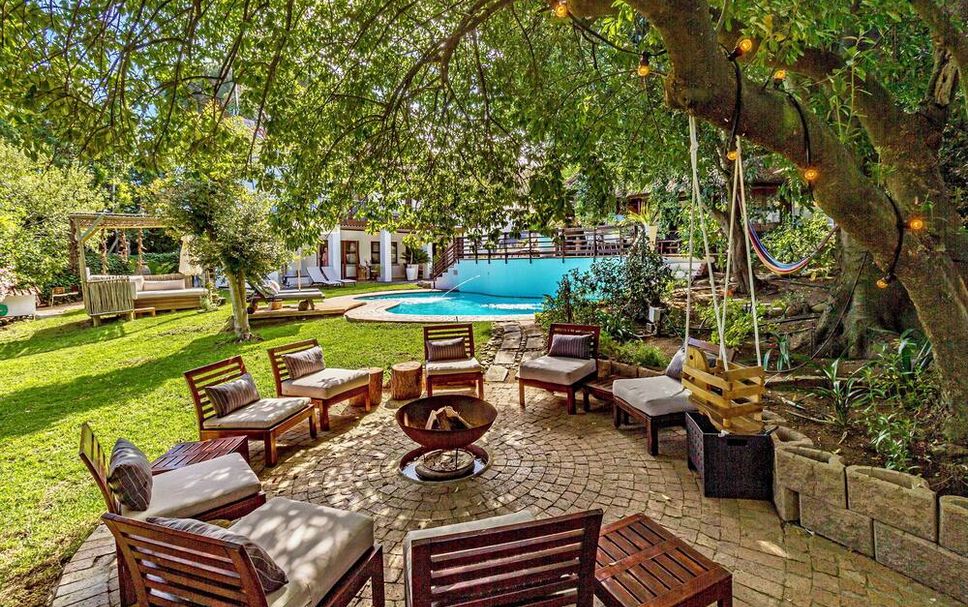 Patio Gambar
