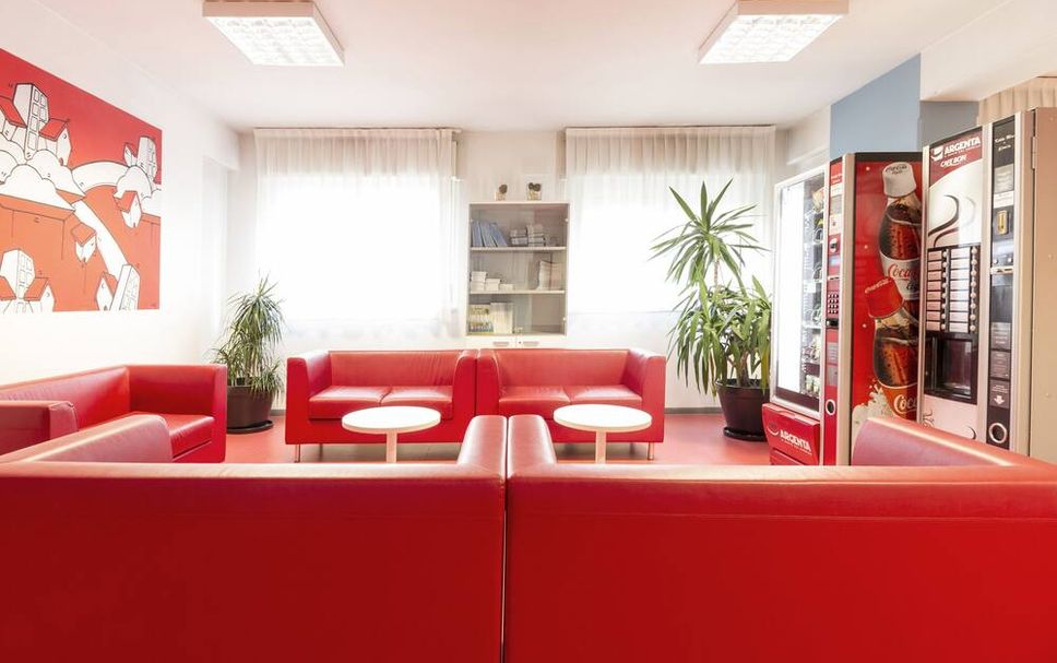 Balai Menunggu Gambar