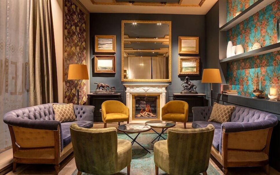 Balai Menunggu Gambar