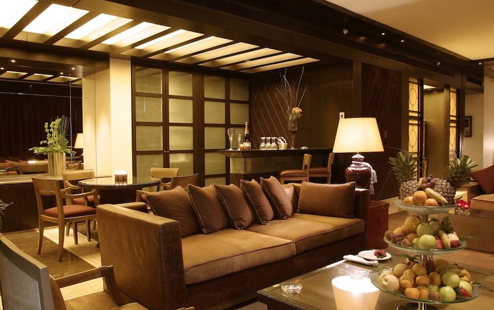 Balai Menunggu Gambar