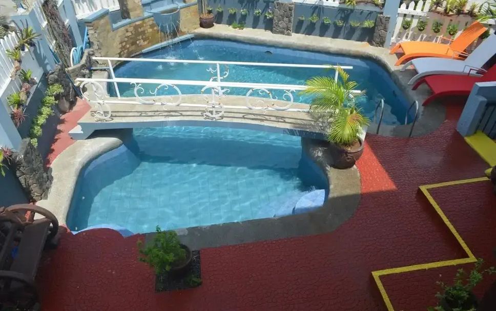 Kolam renang Gambar