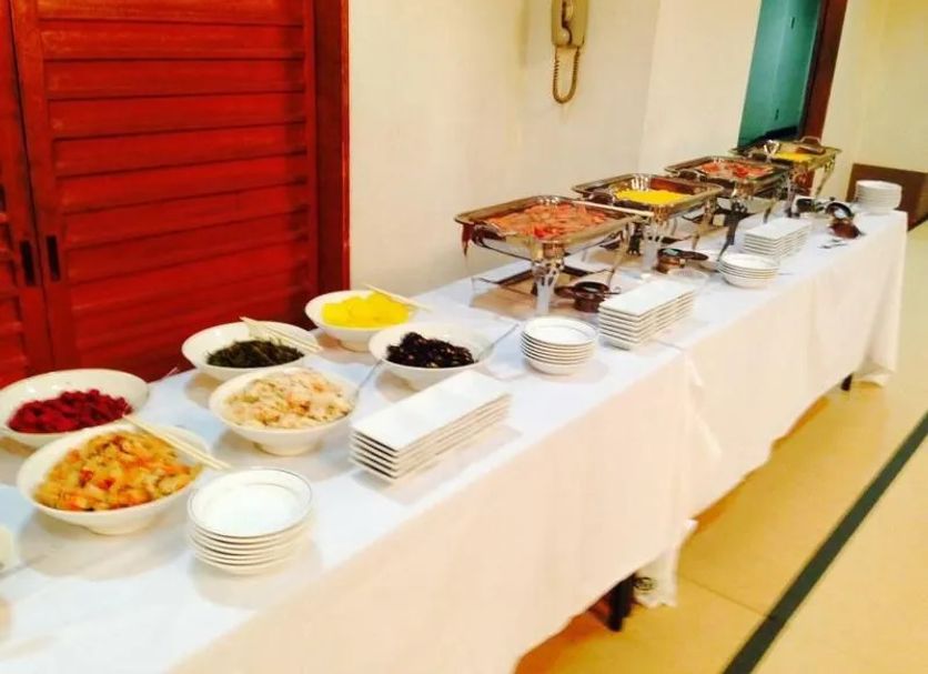Buffet Gambar