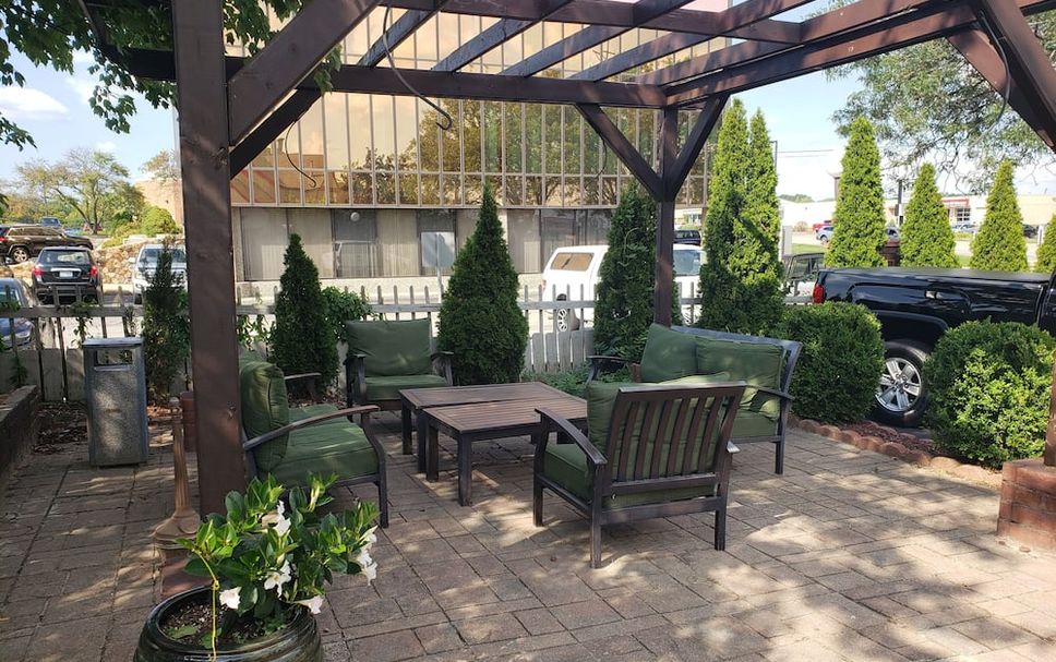 Patio Gambar