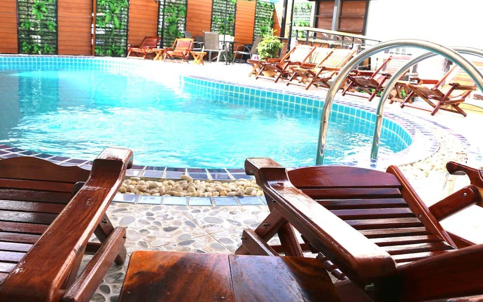 Kolam renang Gambar
