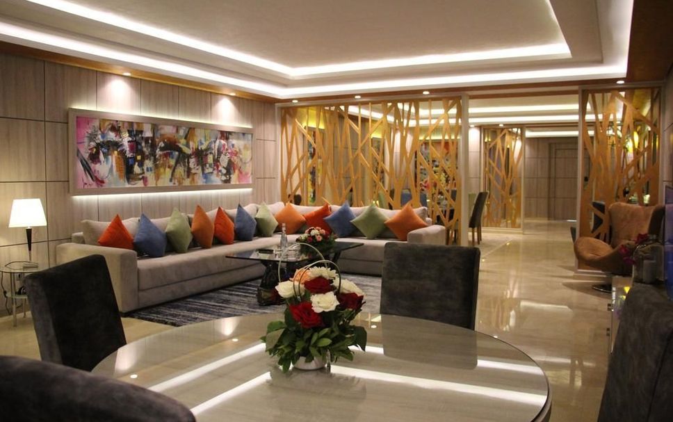 Balai Menunggu Gambar