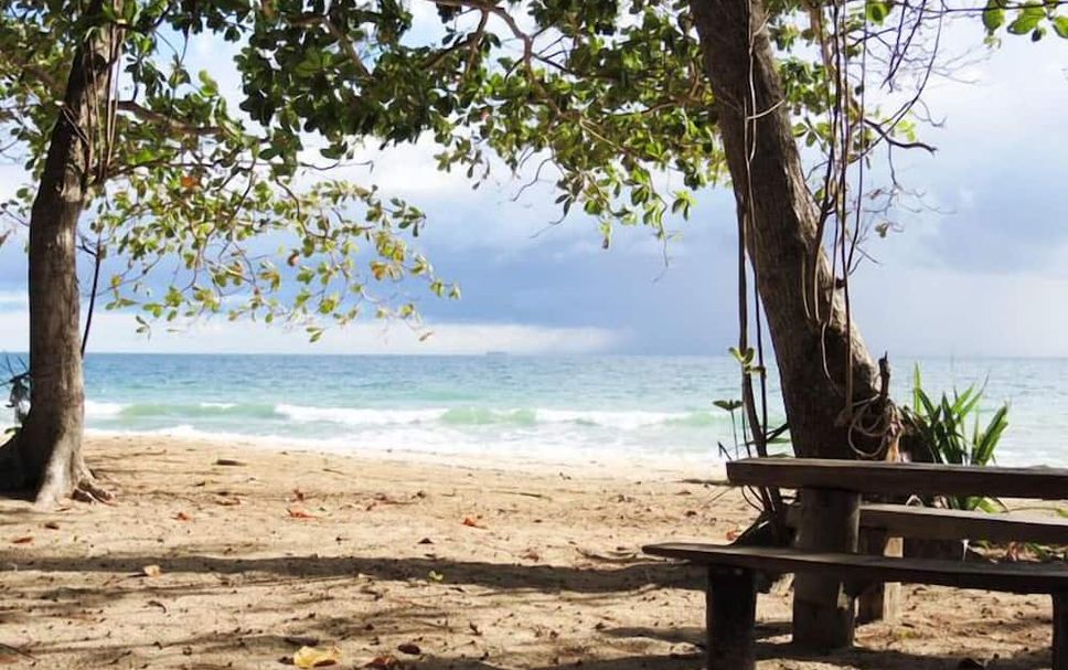 Pantai Gambar