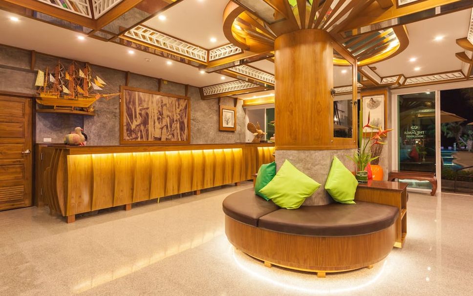 Meja Penyambut Tetamu Gambar