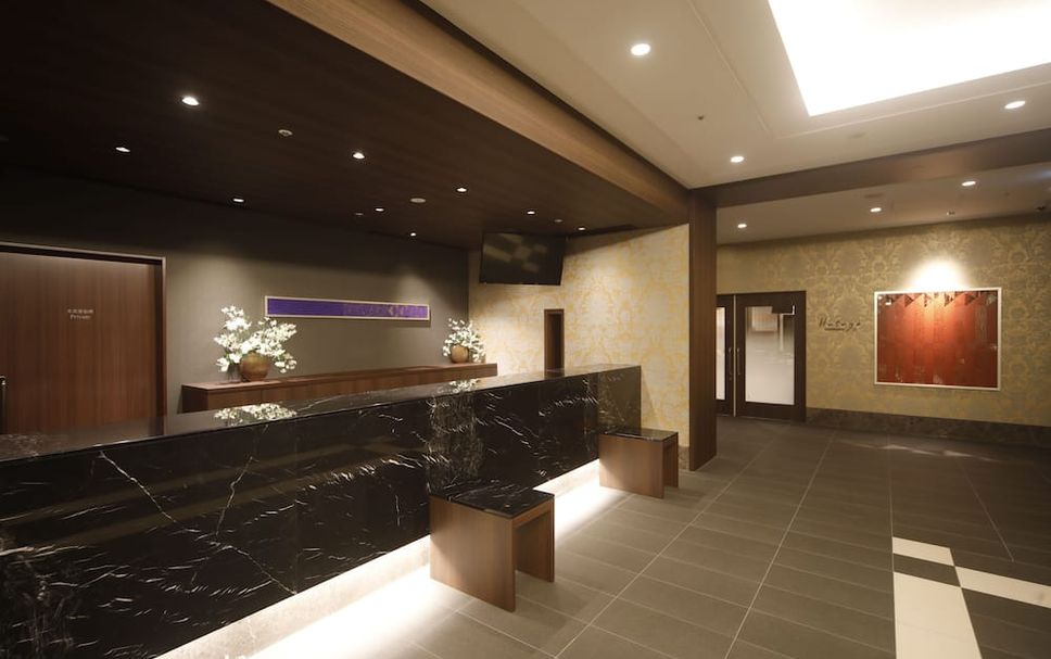 Meja Penyambut Tetamu Gambar