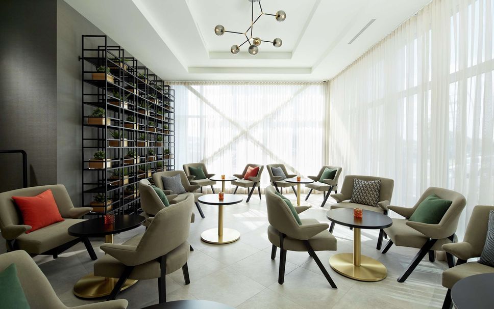 Balai Menunggu Gambar