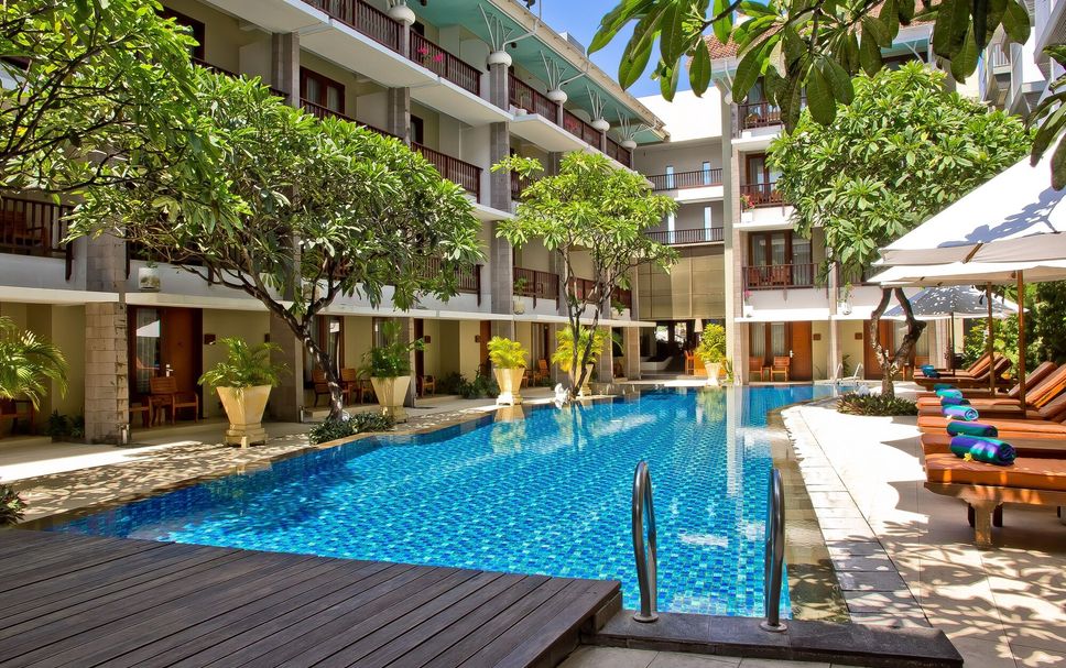 Kolam renang Gambar