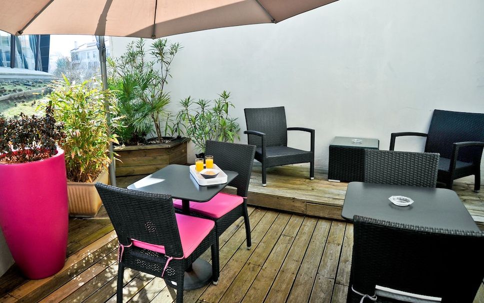 Patio Gambar