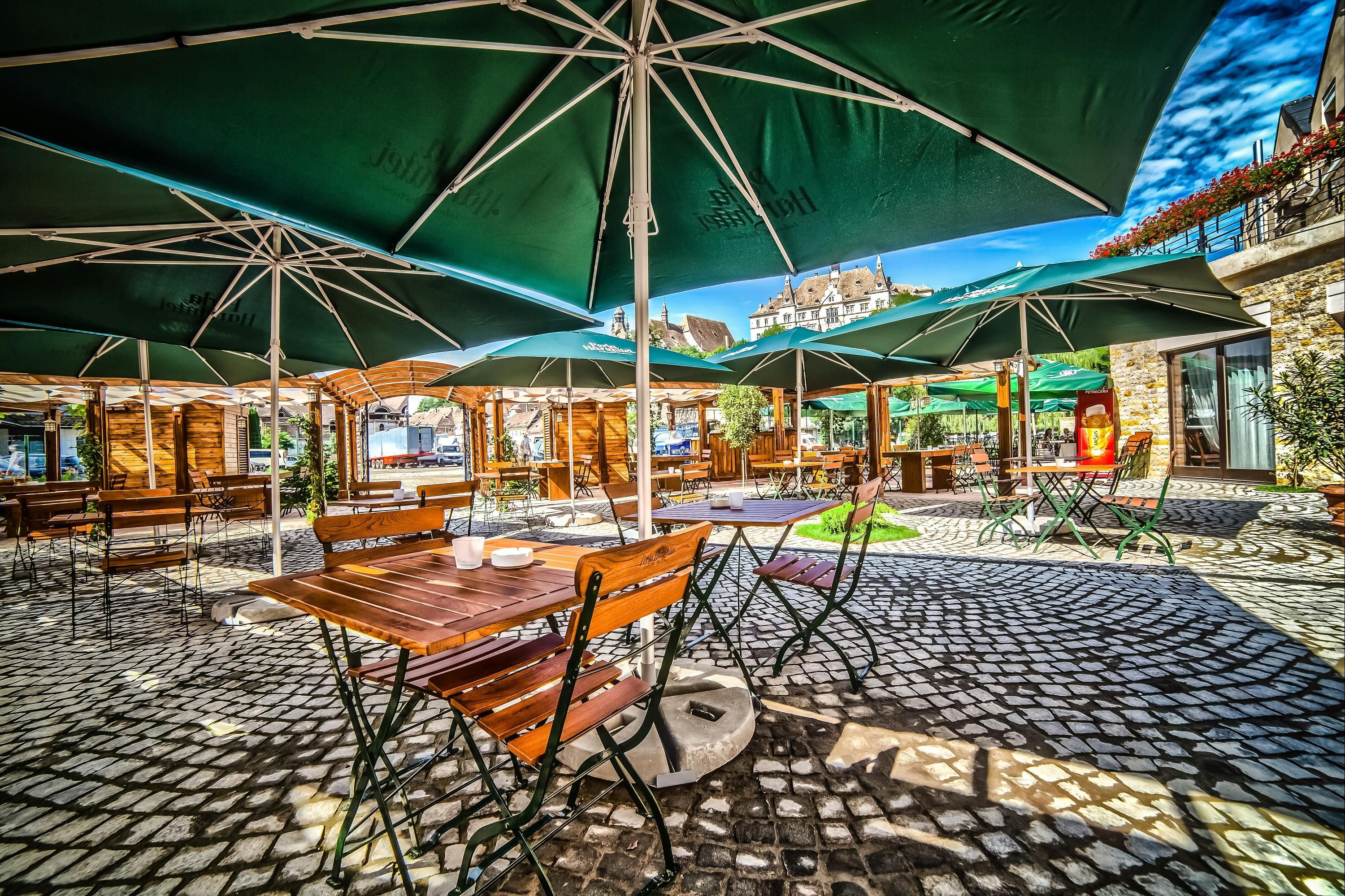 Patio Gambar
