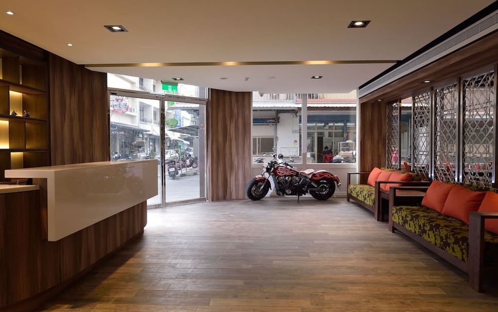 Meja Penyambut Tetamu Gambar