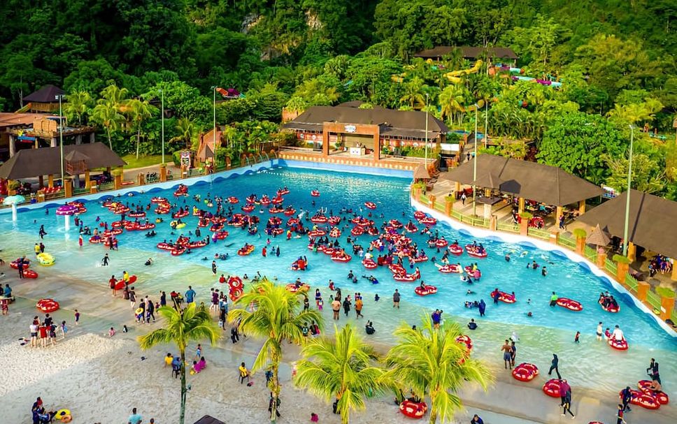 Kolam renang Gambar