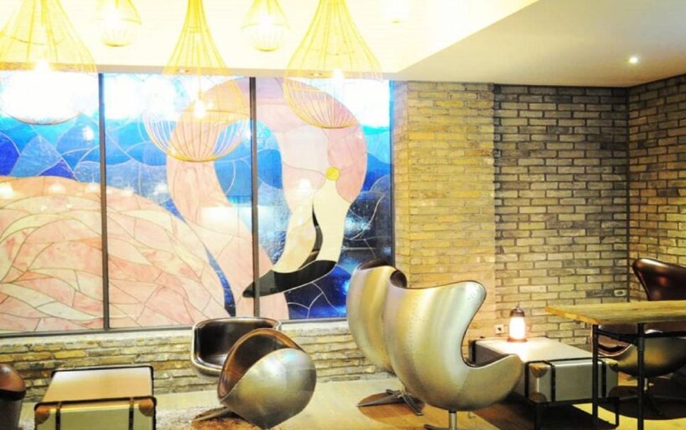 Balai Menunggu Gambar