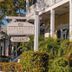 Pemandangan luar