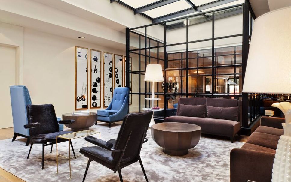 Balai Menunggu Gambar