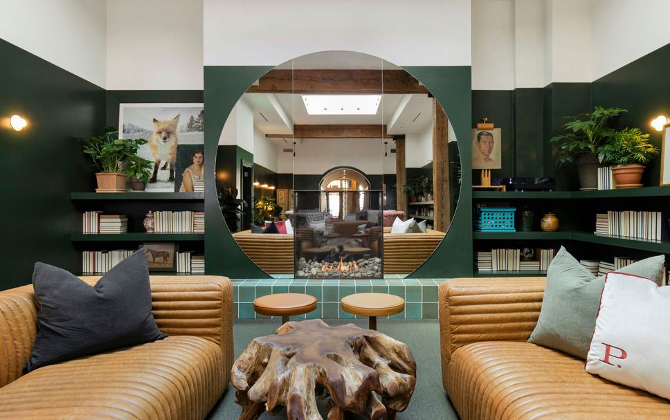 Balai Menunggu Gambar