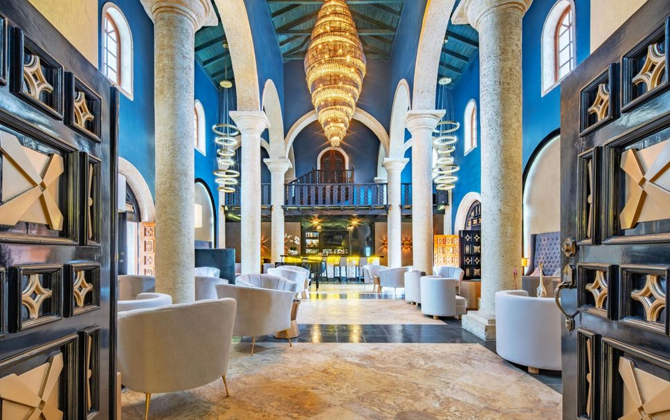 Balai Menunggu Gambar