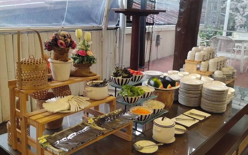 Buffet Gambar