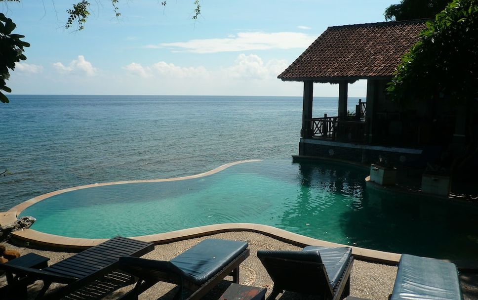 Kolam renang Gambar