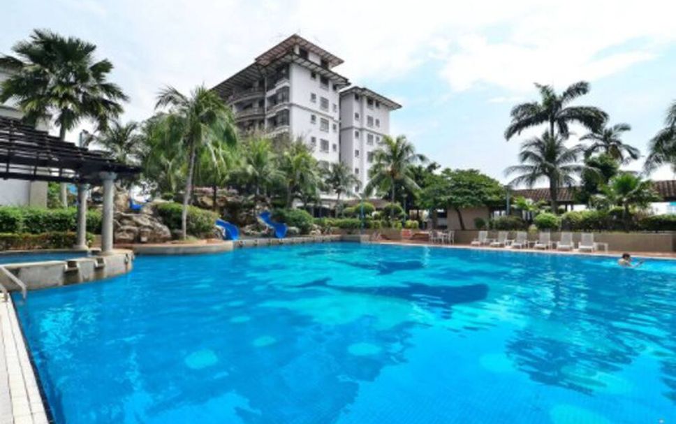 Kolam renang Gambar