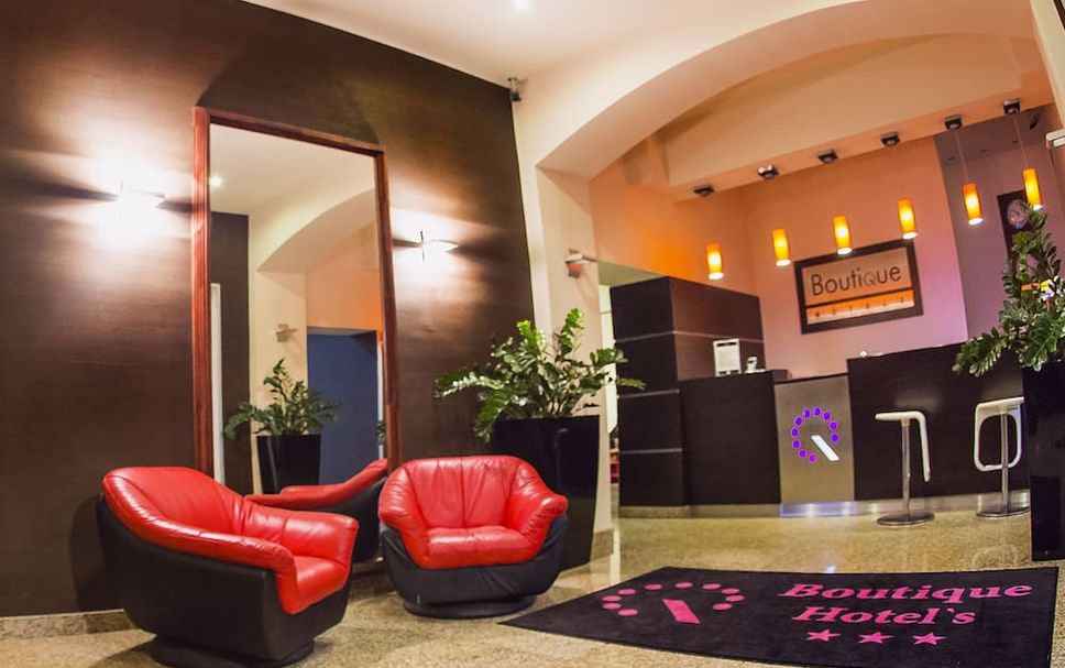 Meja Penyambut Tetamu Gambar