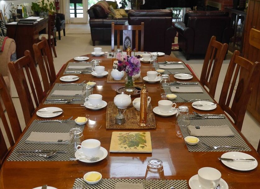 Ruang Makan Gambar