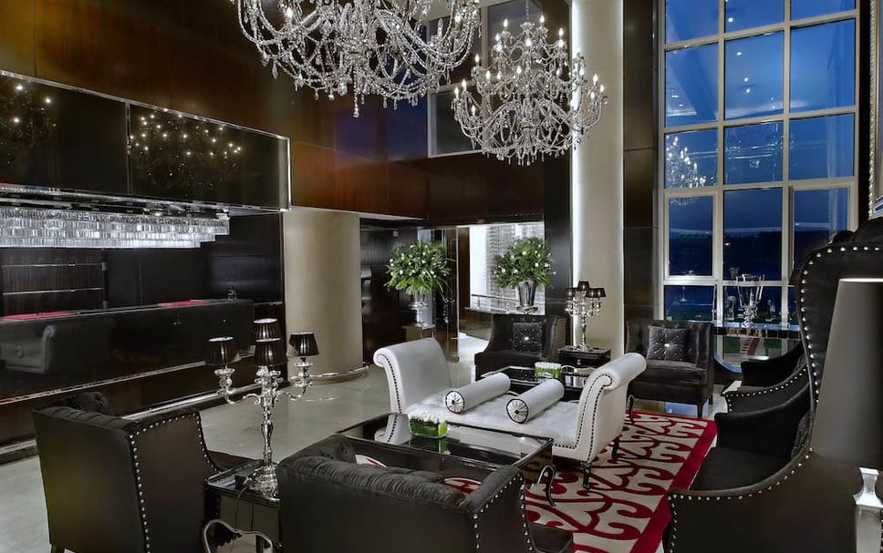 Balai Menunggu Gambar