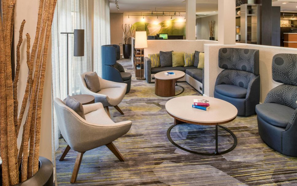 Balai Menunggu Gambar