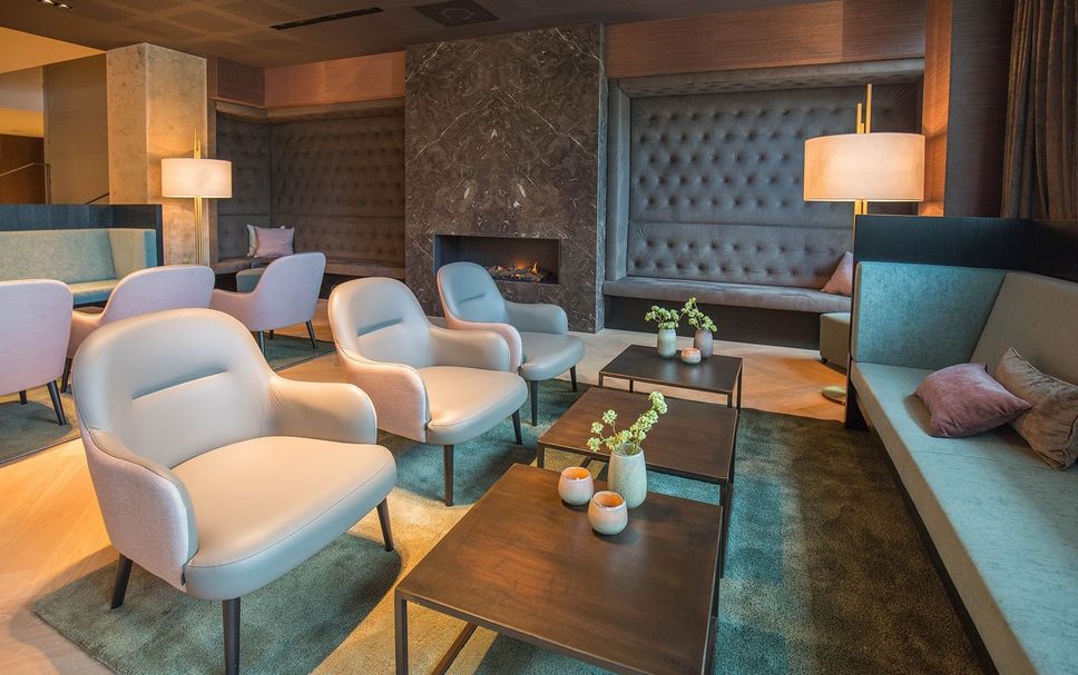 Balai Menunggu Gambar