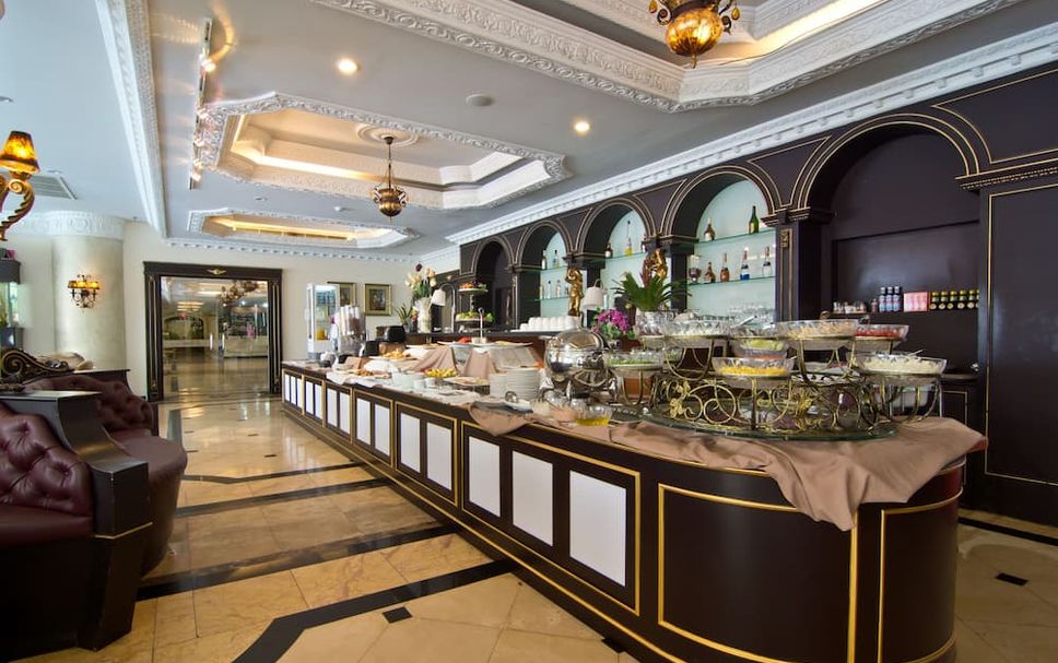 Buffet Gambar